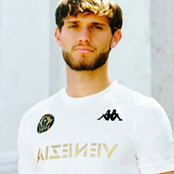 Таннер Тессманн